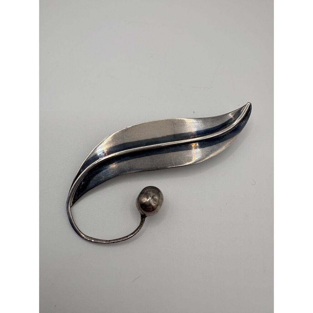 Sterling Silver Taxco Leaf Brooch Pin 9.2 g‎